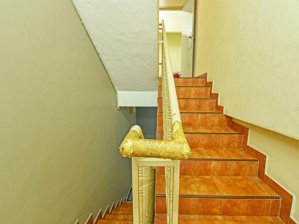 Oyo 90363 Nyamanya Inn Kuantan Bagian luar foto