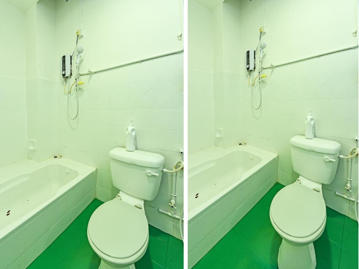 Oyo 90363 Nyamanya Inn Kuantan Bagian luar foto